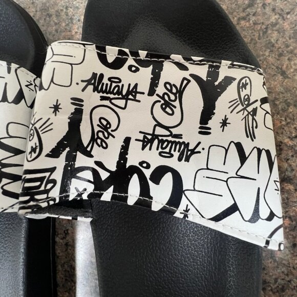 Men's Coca Cola Slides - Picture 7 of 7